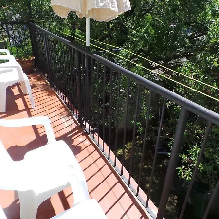 Near Archaeological Museum In In Pluj דירה פולה