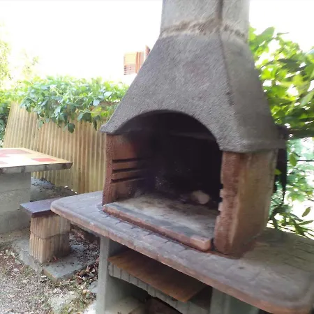 Near Archaeological Museum In In Pluj Lejlighed