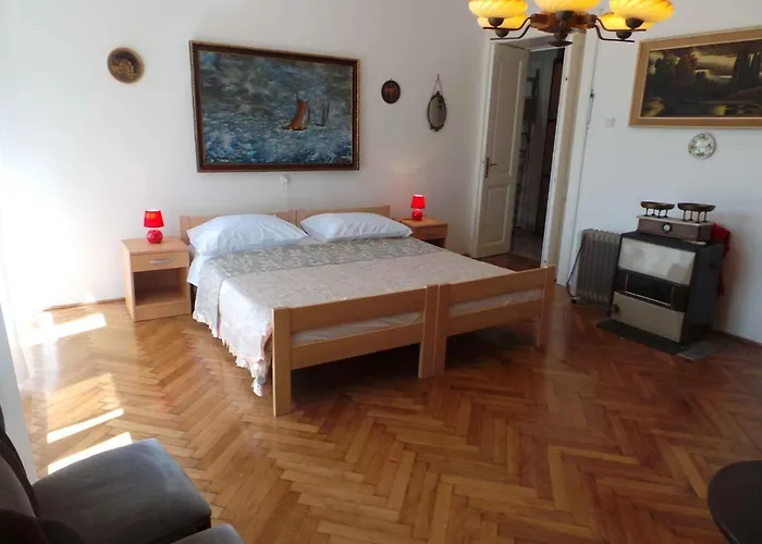 公寓 Paula Near Archaeological Museum 27901 普拉