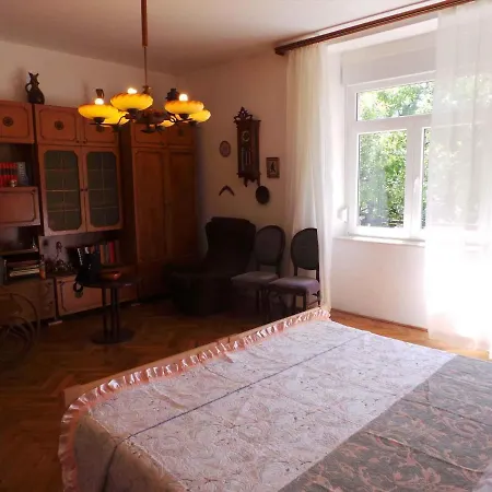 Near Archaeological Museum In In Pluj Pula